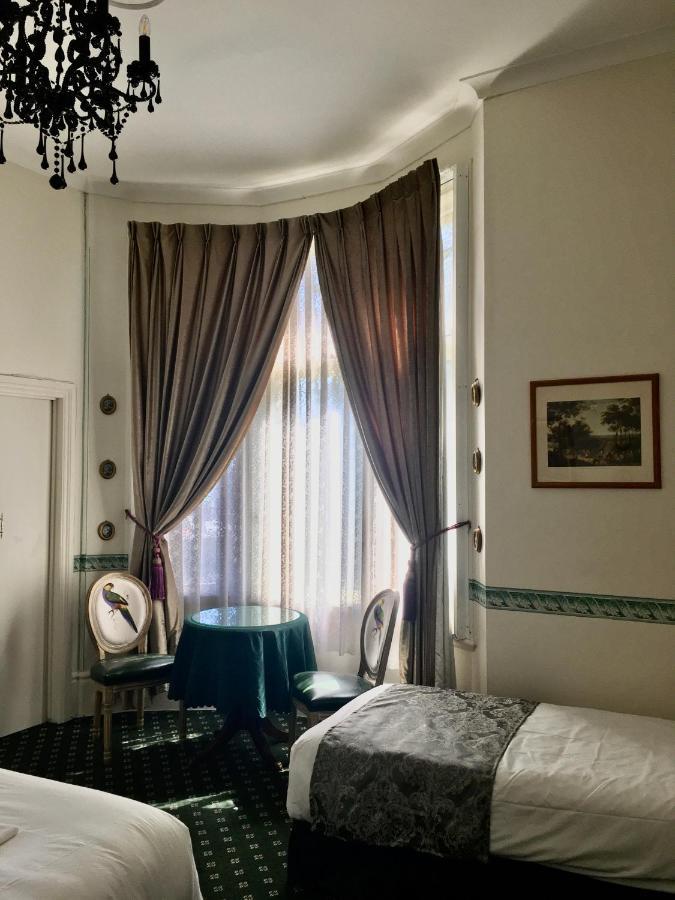 Toorak Manor Hotel Melbourne Eksteriør bilde