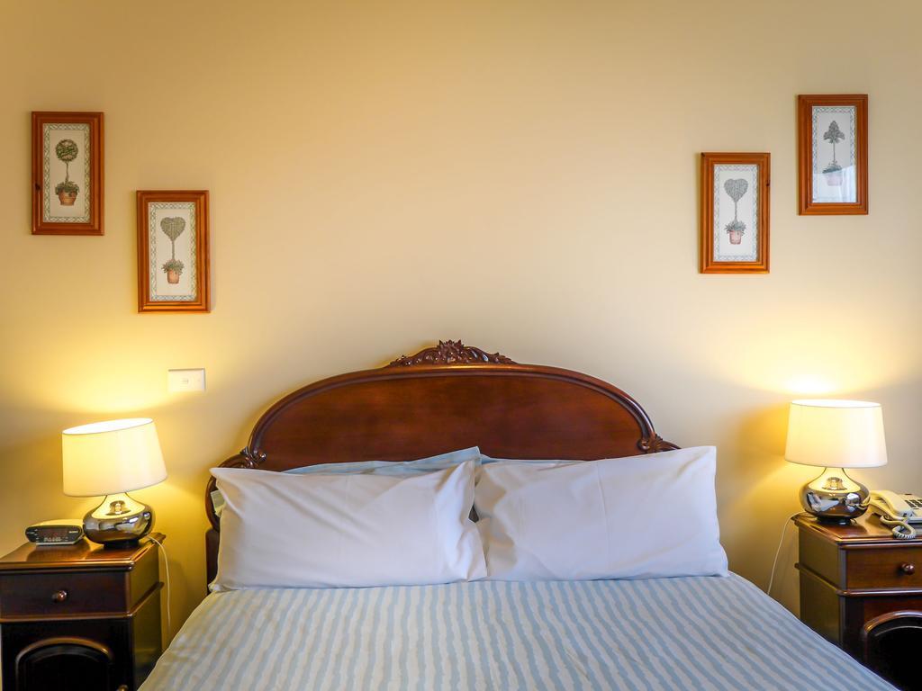 Toorak Manor Hotel Melbourne Eksteriør bilde