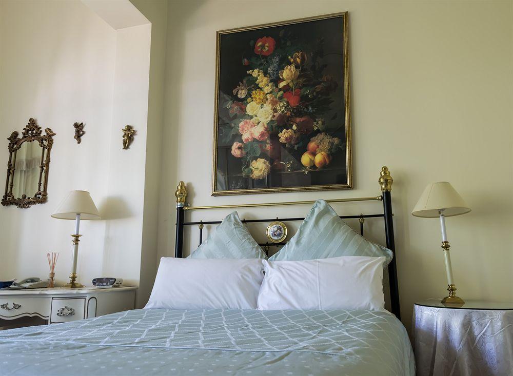 Toorak Manor Hotel Melbourne Eksteriør bilde